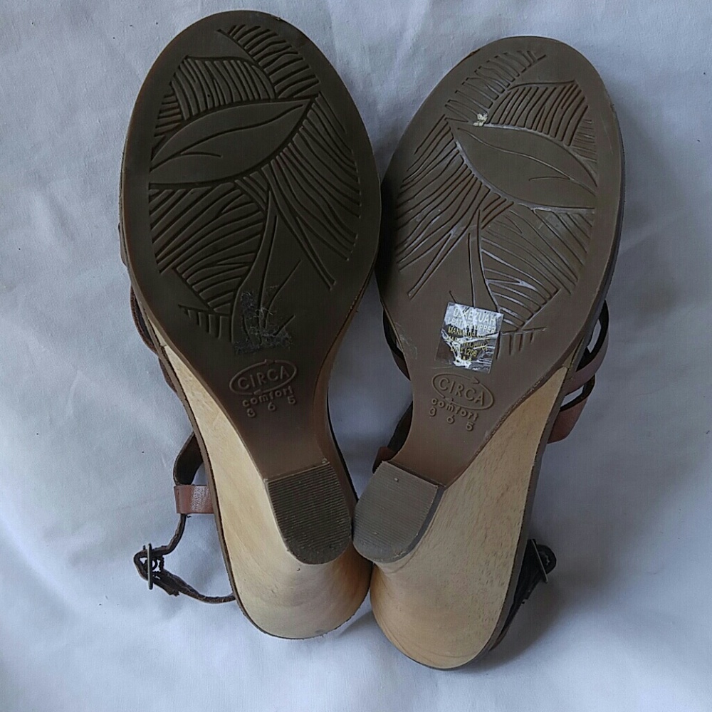 Shoes - Picture 6 of 8